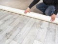 revetement-sol-plastique-en-rouleaux