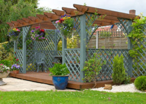 pose-pergola-et-terrasse-en-bois