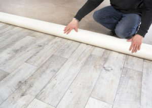 revetement-sol-plastique-en-rouleaux